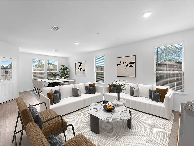 3111 Freiberger Ln — Photo 10