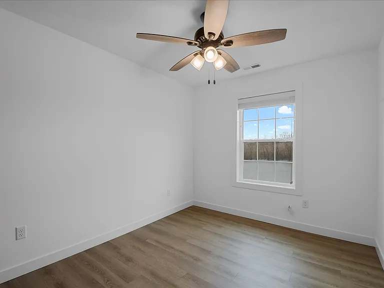 3315 Stoneway Ct — Photo 12