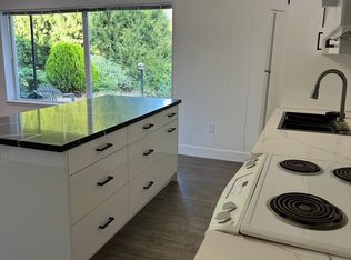 16304 47th Pl S #B, Seattle, WA 98188