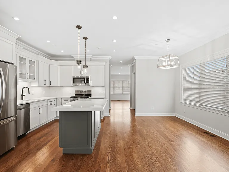 124 Maple Ave #B — Photo 13
