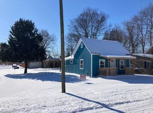 141 E Daugherty St, Carterville, MO 64835