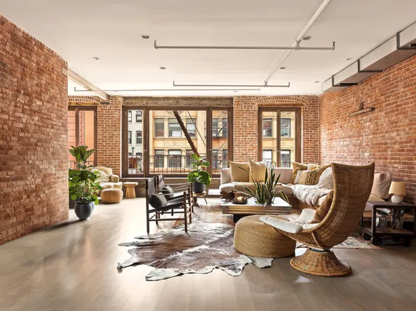 182 Lafayette Street image 1 of 17