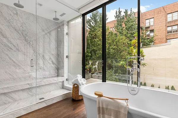 Sold by Compass | media 10