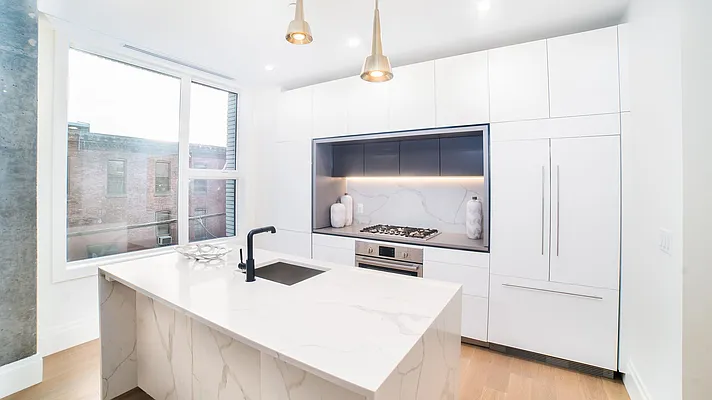 Sold by Nest Seekers International | media 9