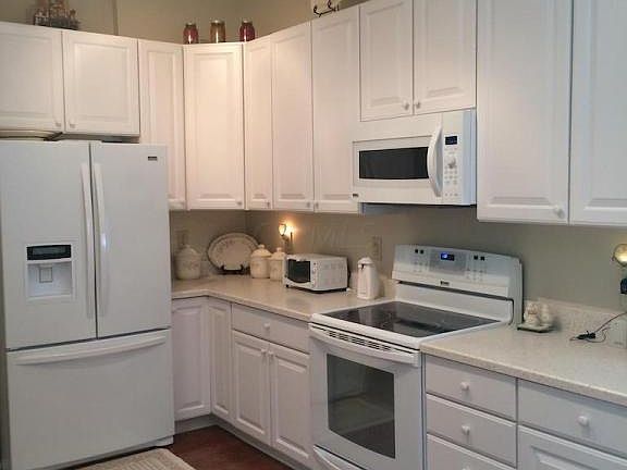 4th image of 5791 Burnett Dr N