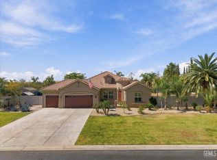6608 Montagna Dr, Bakersfield, CA 93306