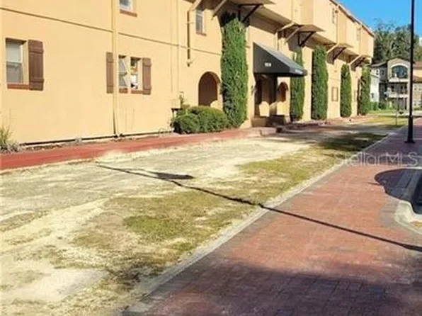 914 SW 8th Ave APT 14, Gainesville, FL 32601