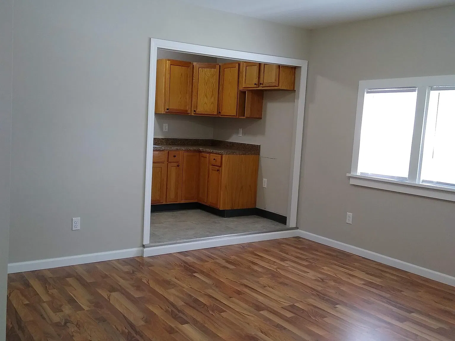321 Ives - 2 — Photo 4