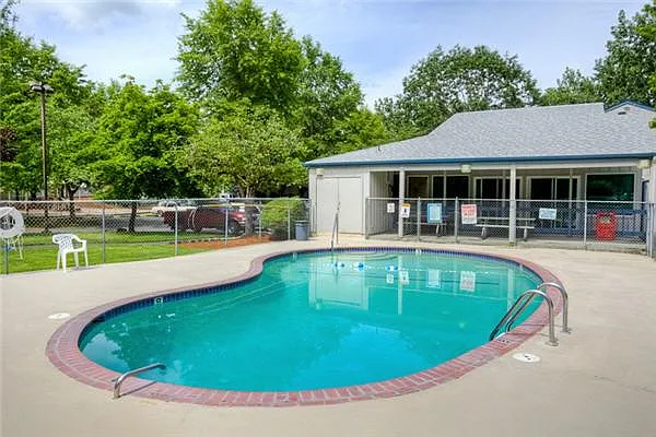 Woodland Creek — Photo 17