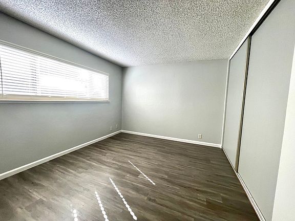 5th image of 2114 H St #9