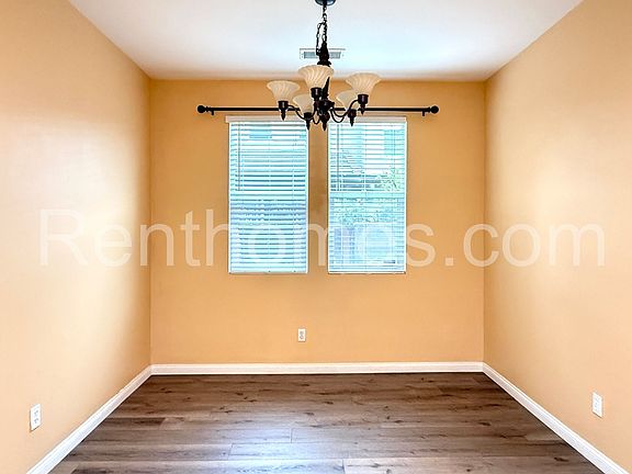 5th image of 1539 Quiet Trail Dr