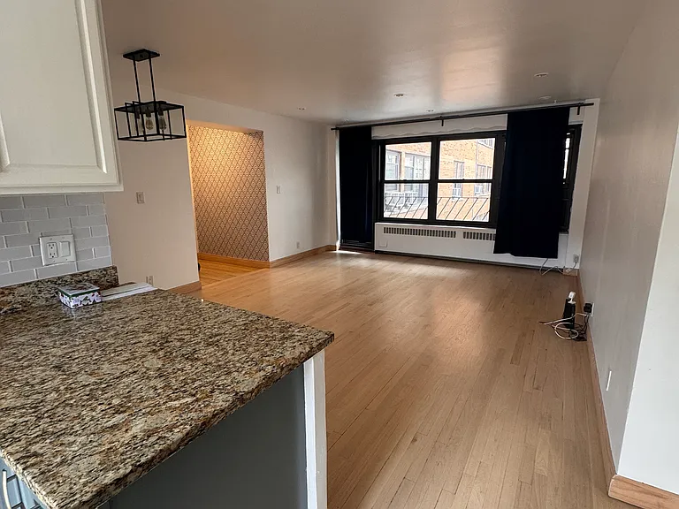 6118 N Sheridan Rd #408 — Photo 5