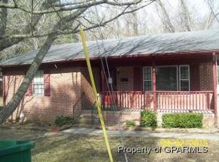 208 S Harrell St, Williamston, NC 27892