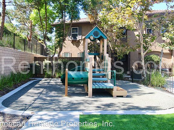 5th image of 425 S Meadowbrook Dr S #111