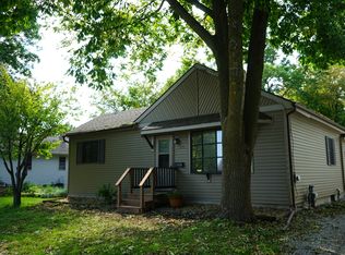 1109 Grand St, Oshkosh, WI 54901