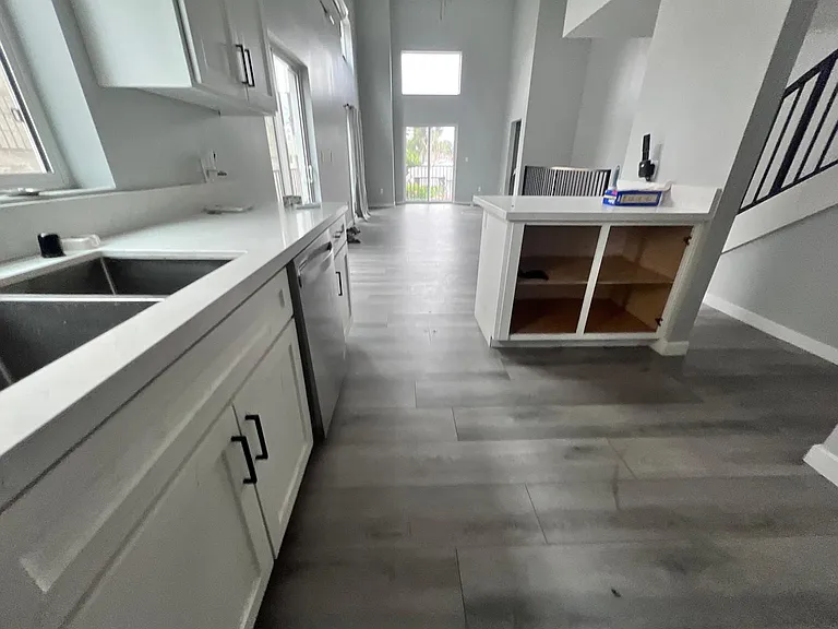 11344 Hatteras St #B12 — Photo 65