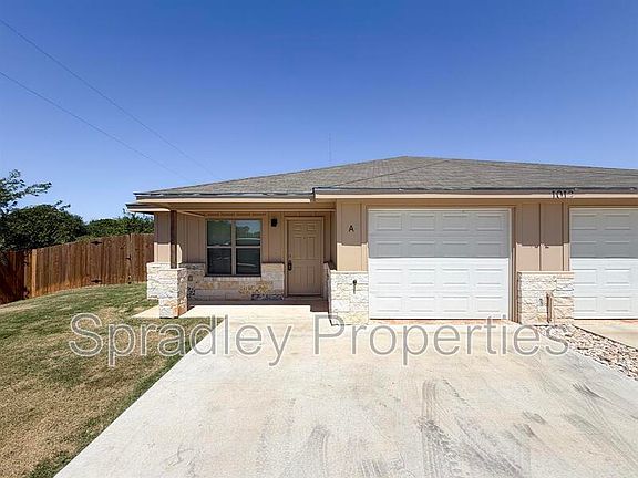 3rd image of 1012A Llano Ct
