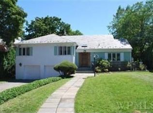 14 Echo Bay Pl, New Rochelle, NY 10805