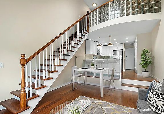 5th image of 211 Thompson St Penthouse M