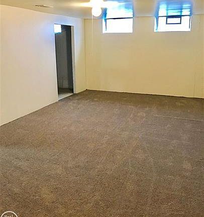 5th image of 27020 Campau Ln