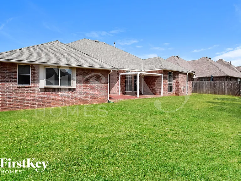 17100 Holly Burn Cir — Photo 15