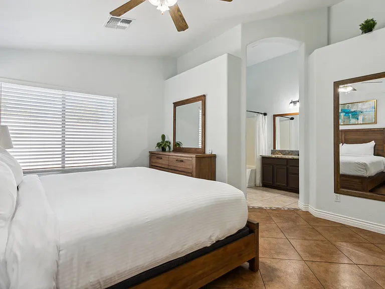 8054 W Palo Verde Dr — Photo 13