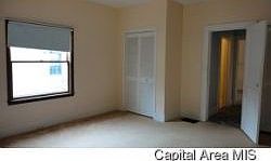 4th image of 601 E Esther St