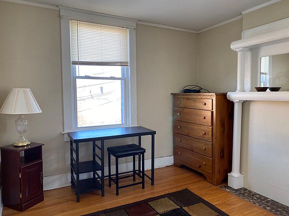 3rd image of 109 1/2 E Church St