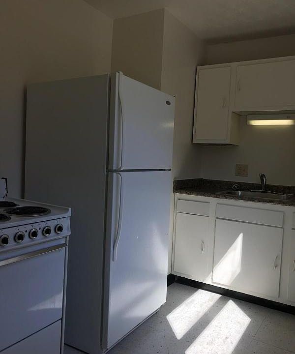 2nd image of 4760 Gray Rd APT 2