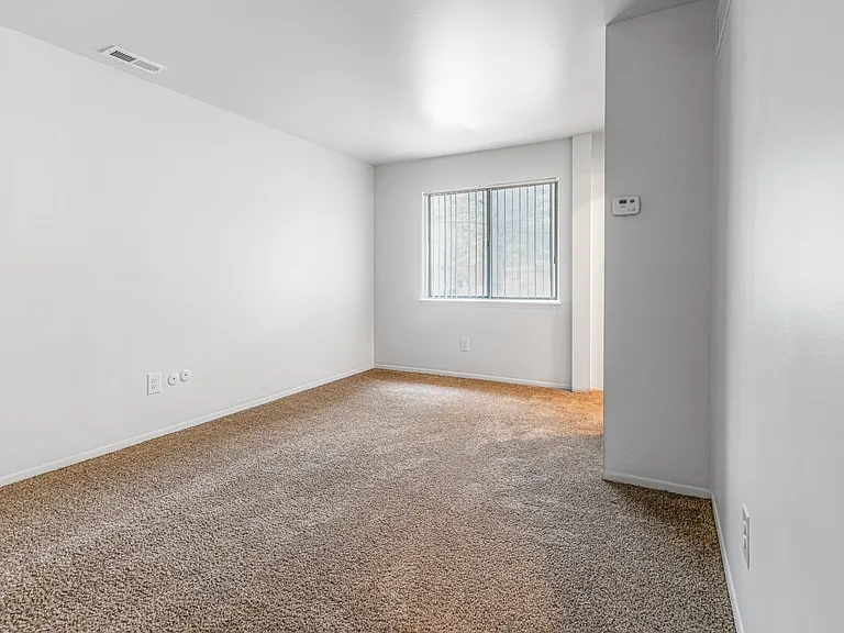 Coppertree Apartments & Townhomes — Photo 33