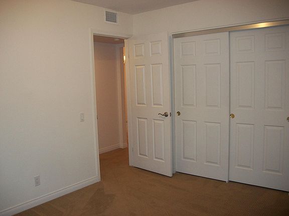 5th image of 4728 Oporto Pl