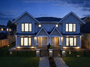 10700 Aragon Rd #1, Richmond, BC V7A 3E9