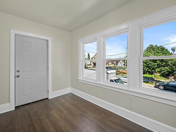 3rd image of 3258 N 23rd STREET