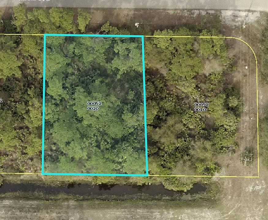 2nd image of 752 ASHLAND STREET E LOT 2