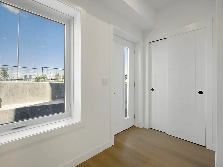 2502 11th Ave SE #4 — Photo 7
