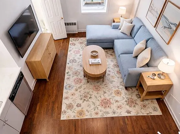 151 E 20th St APT 2C, New York, NY 10003