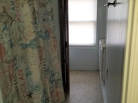 5th image of 44 North Ave #3