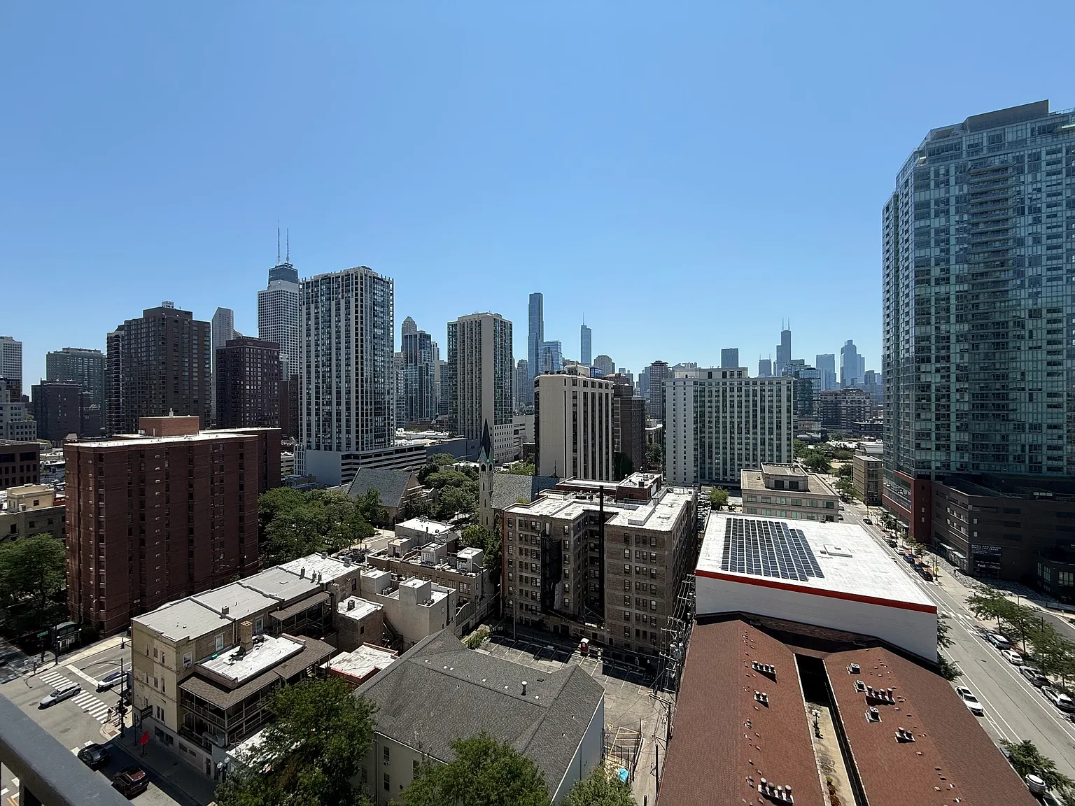 1 bed, 750 sqft, $2,600 — Photo 3