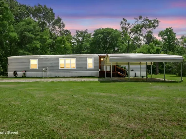 519 S 1st St, Huntington, TX 75949