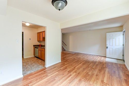 5th image of 3806 Redondo Pl #20D