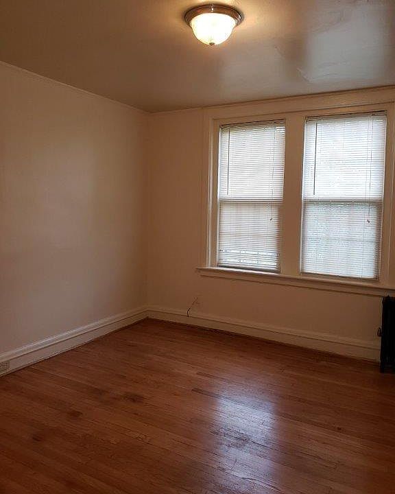 2nd image of 918 W Princess Anne Rd #845
