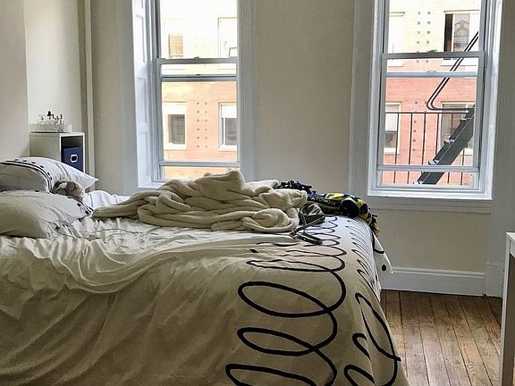 4th image of 232 Mulberry St APT 4C