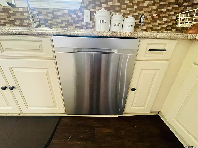 4036 Ridgemont Dr — Photo 52