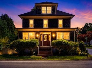 594 Slocum Rd, Dartmouth, MA 02747