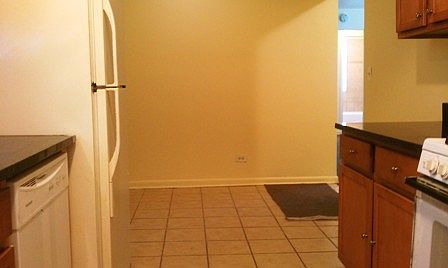 2nd image of 1715 W Estes Ave APT 1N
