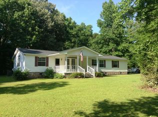 125 Millis Farm Rd, Hampstead, NC 28443