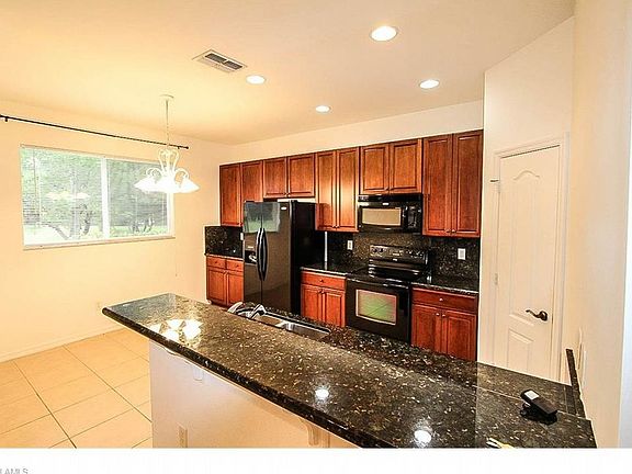5th image of 10211 Tin Maple Dr Unit 86