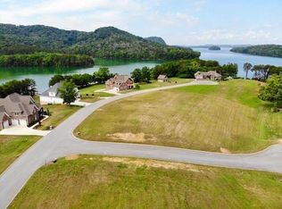 3030 Lee Ridge Rd, Morristown, TN 37814