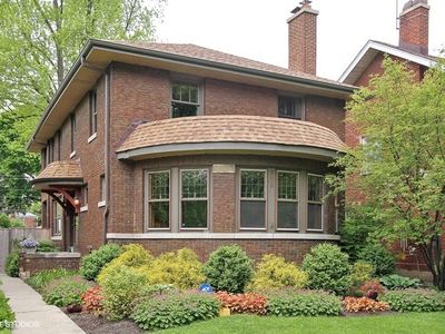903 Fair Oaks Ave, Oak Park, IL, 60302