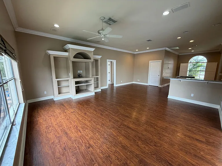 3425 Anton Ct — Photo 18